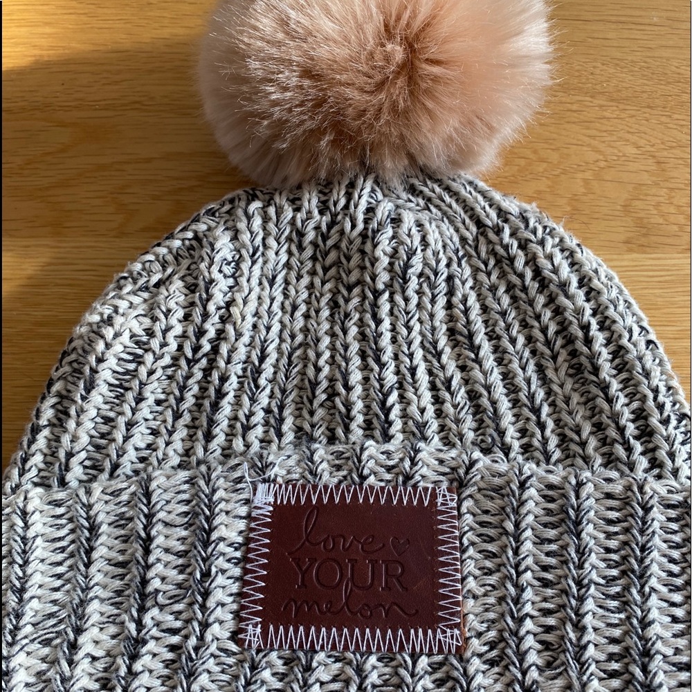 LOVE YOUR MELON BEANIE HAT! Grey O/S